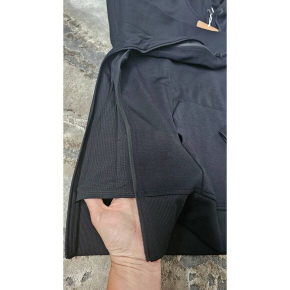 On Women's running hoodie black. Brand new with tags. Size small. Black - Picture 7 of 8